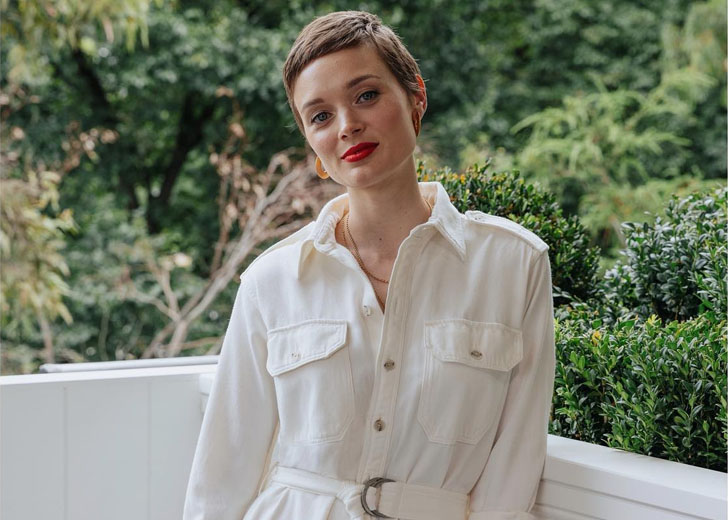 Know 'Pieces of Her' Star Bella Heathcote's Age, Parents, Height, Husband, and Look-Alike