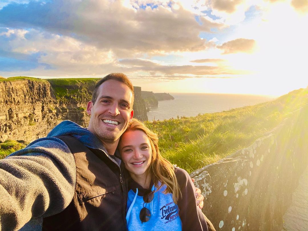 Hunter King with her boyfriend, Andy McNeil, at the Cliffs of Moher Experience