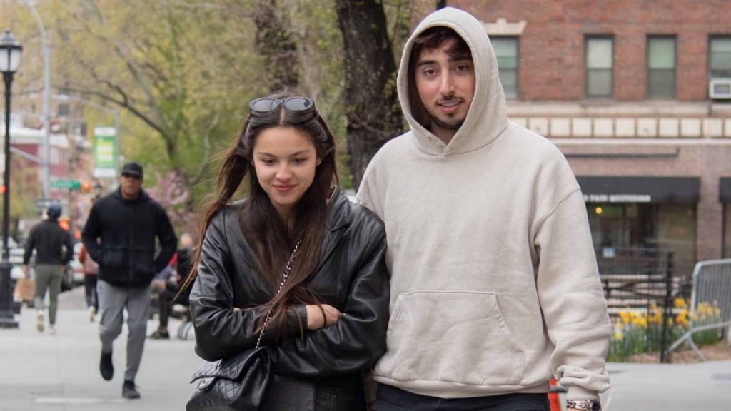 Olivia Rodrigo and Zack Bia Step Out Together in NYC. 