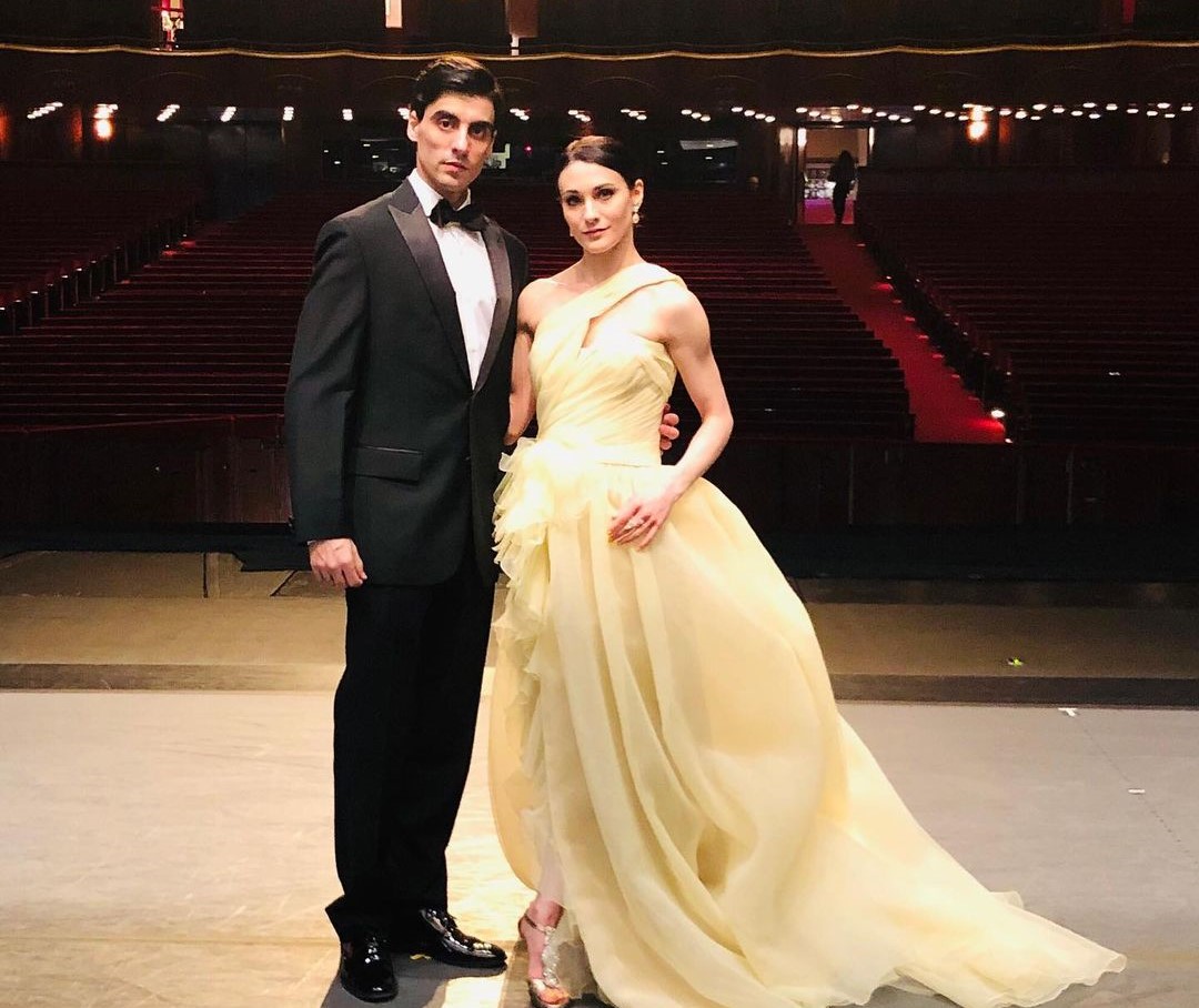 Sarah Lane and Luis Ribagorda are ballet dancers. 