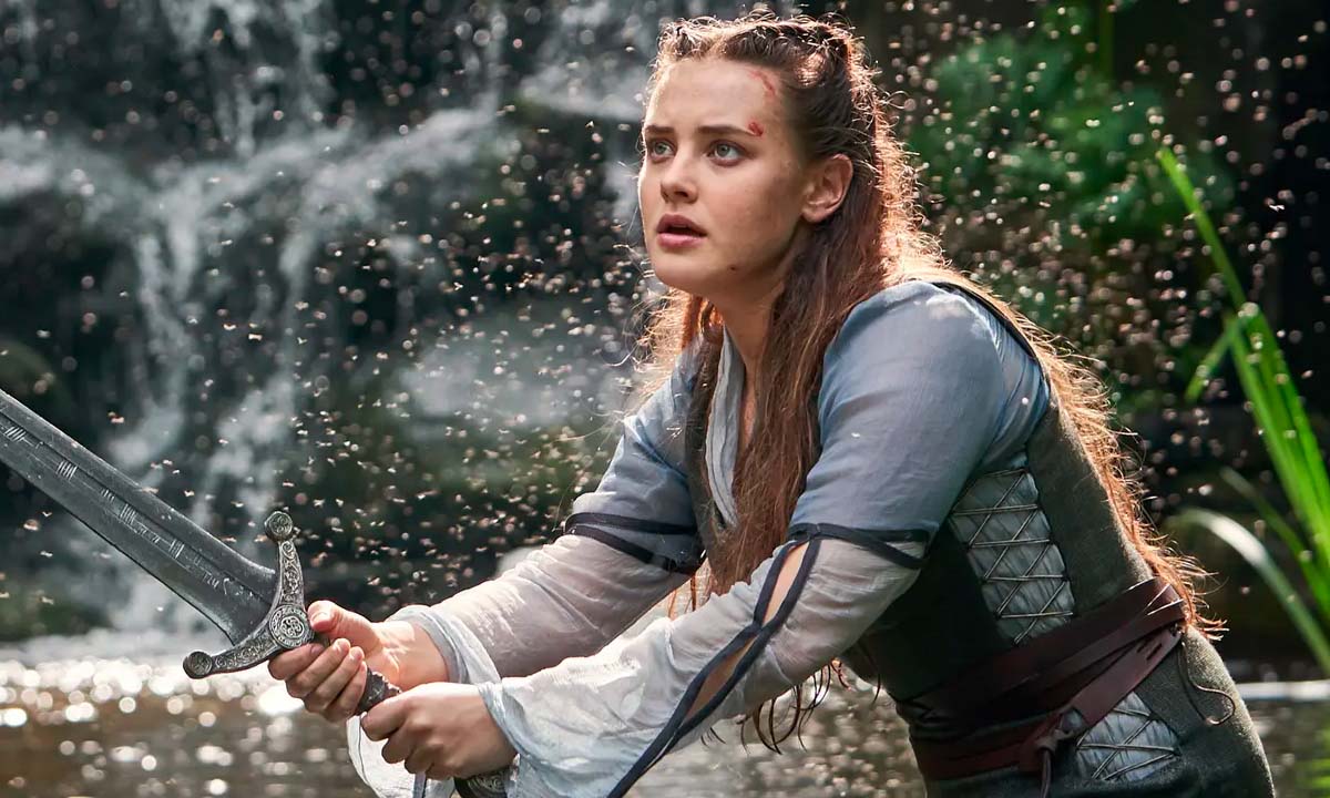 How Tall Is Katherine Langford? Her Height And Weight Loss