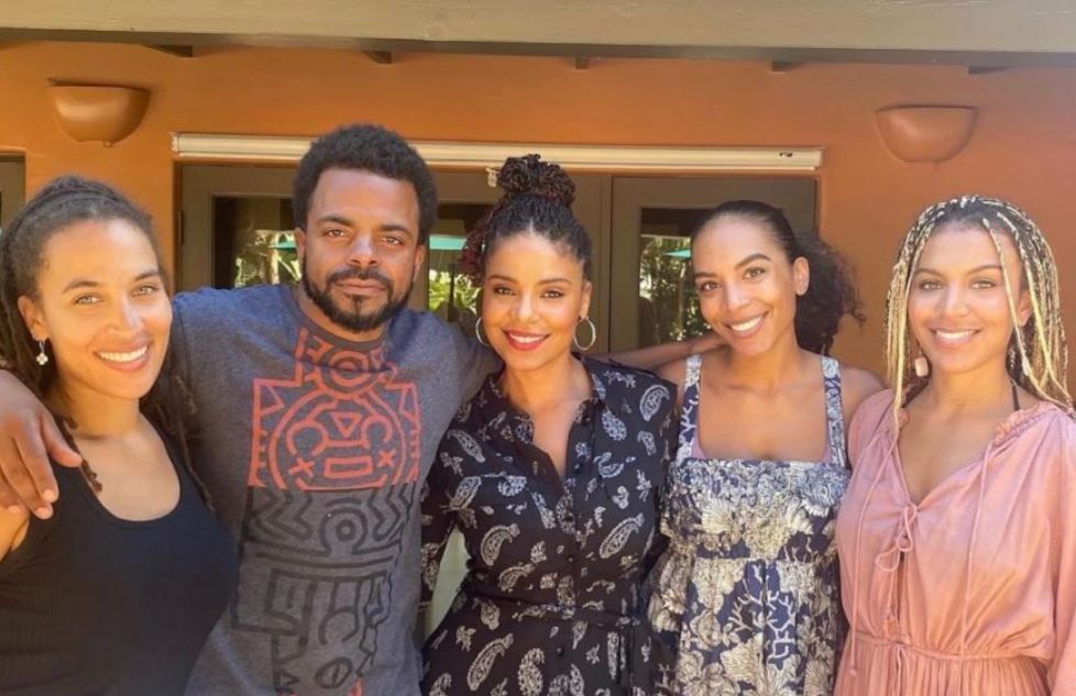 Sanaa Lathan with her four siblings.