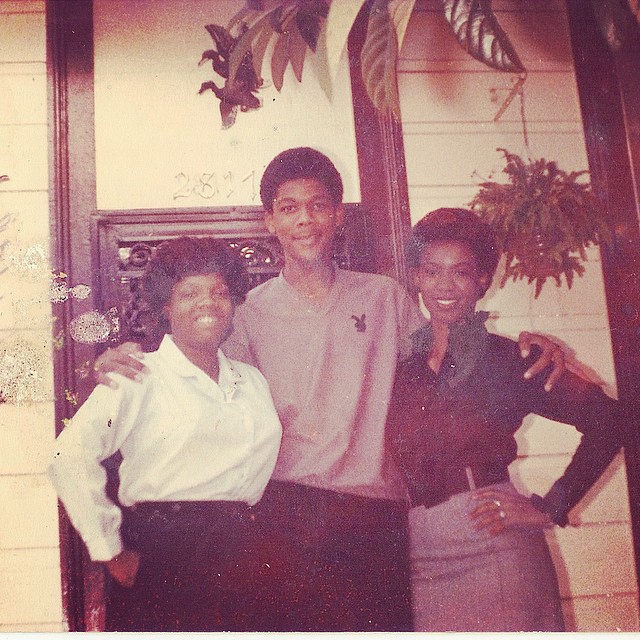 Tyler Perry and his sisters when they were younger.