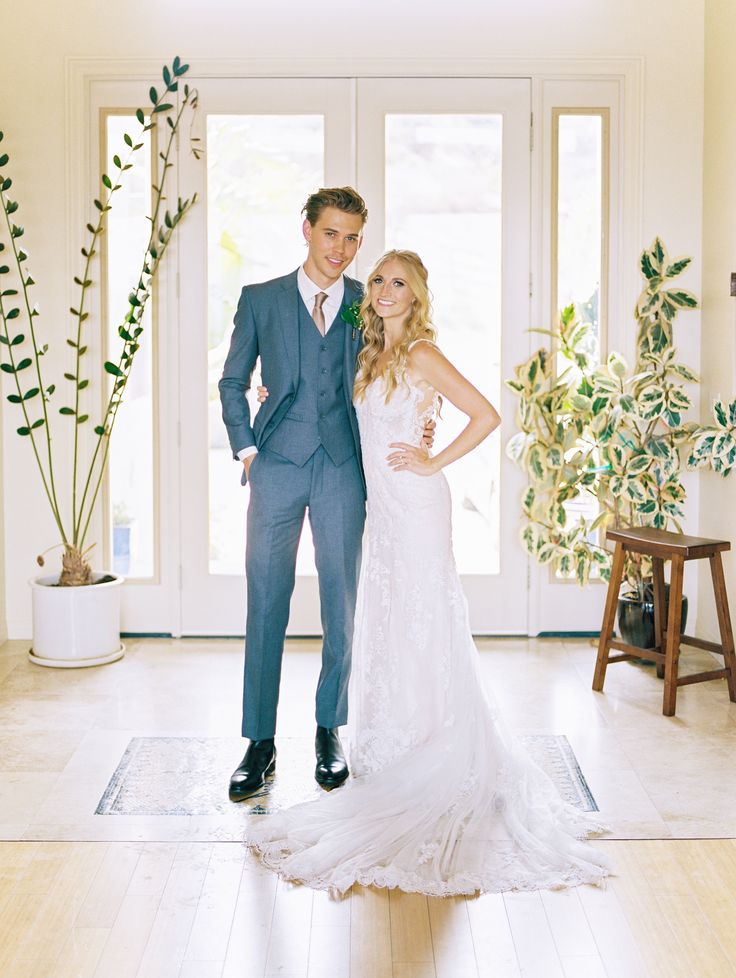 Austin Butler and his sister at her wedding.