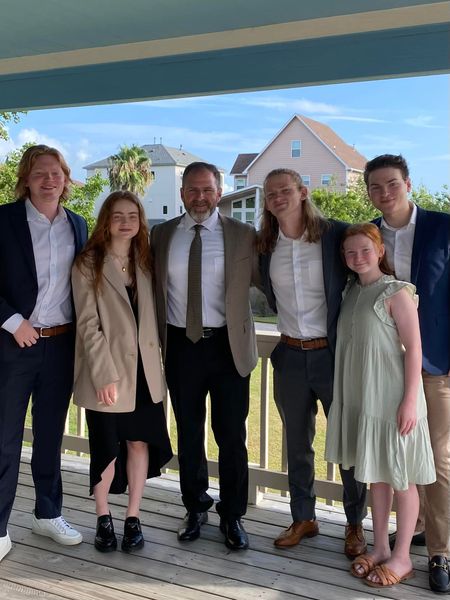 Sadie Sink and her four siblings with their father.