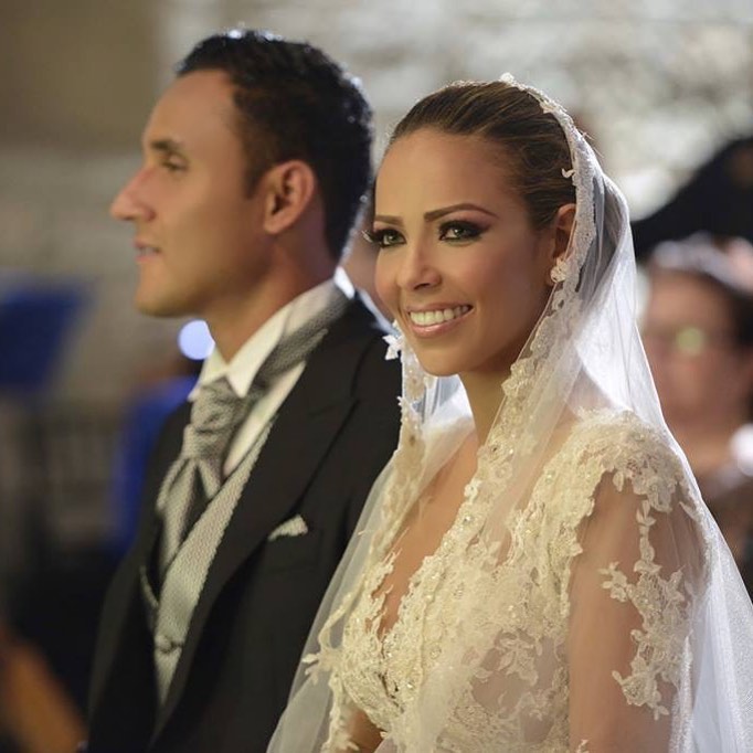 Keylor Navas got married to his wife, Andrea Salas in 2009