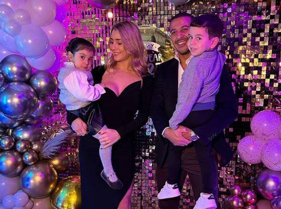 Thiago Alcantara with his Wife and Kids at a New Year Event