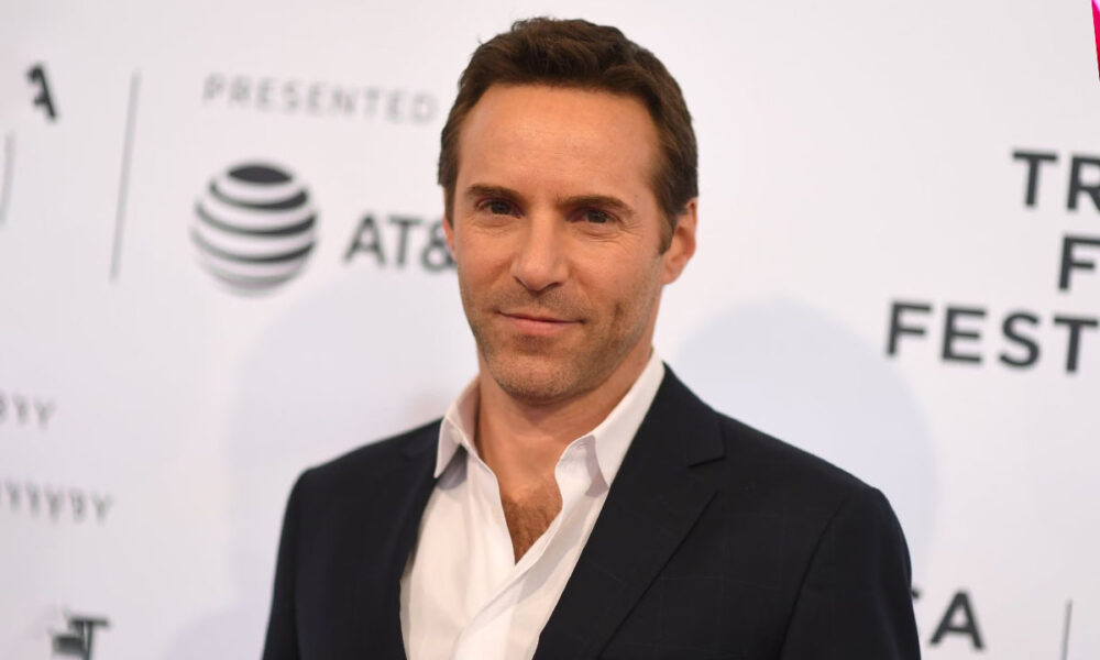 Alessandro Nivola Net Worth: Journey from Theatre Acting to Superstardom