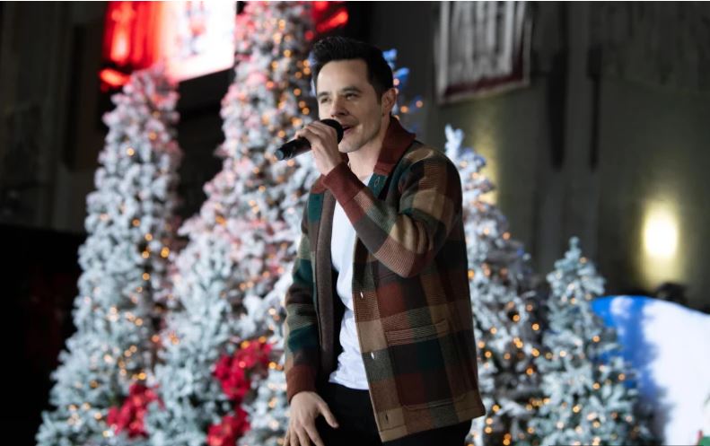 David Archuleta during a Christmas show.