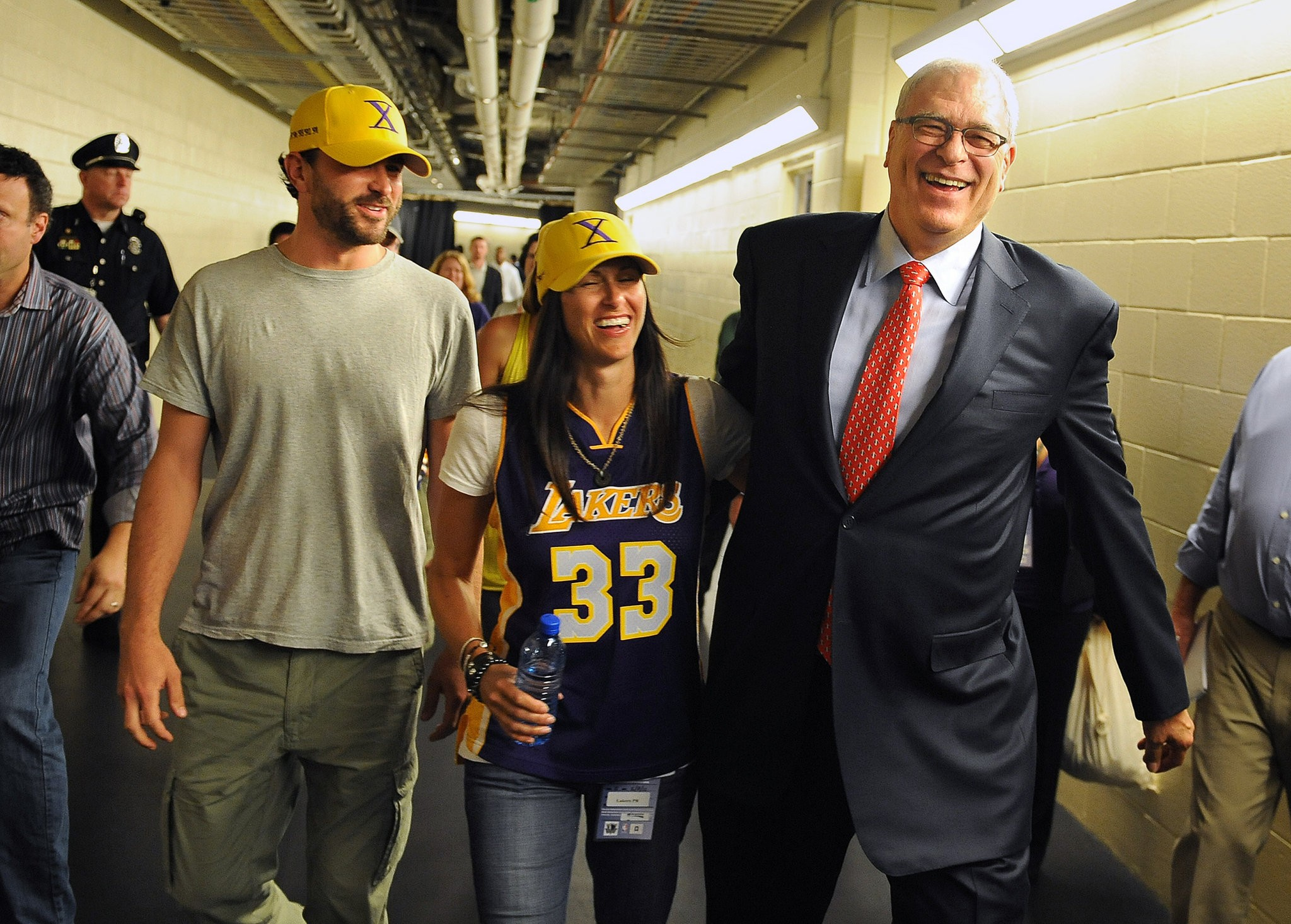 Phil Jackson leaves a press conference with his kids. (Source: NJ)
