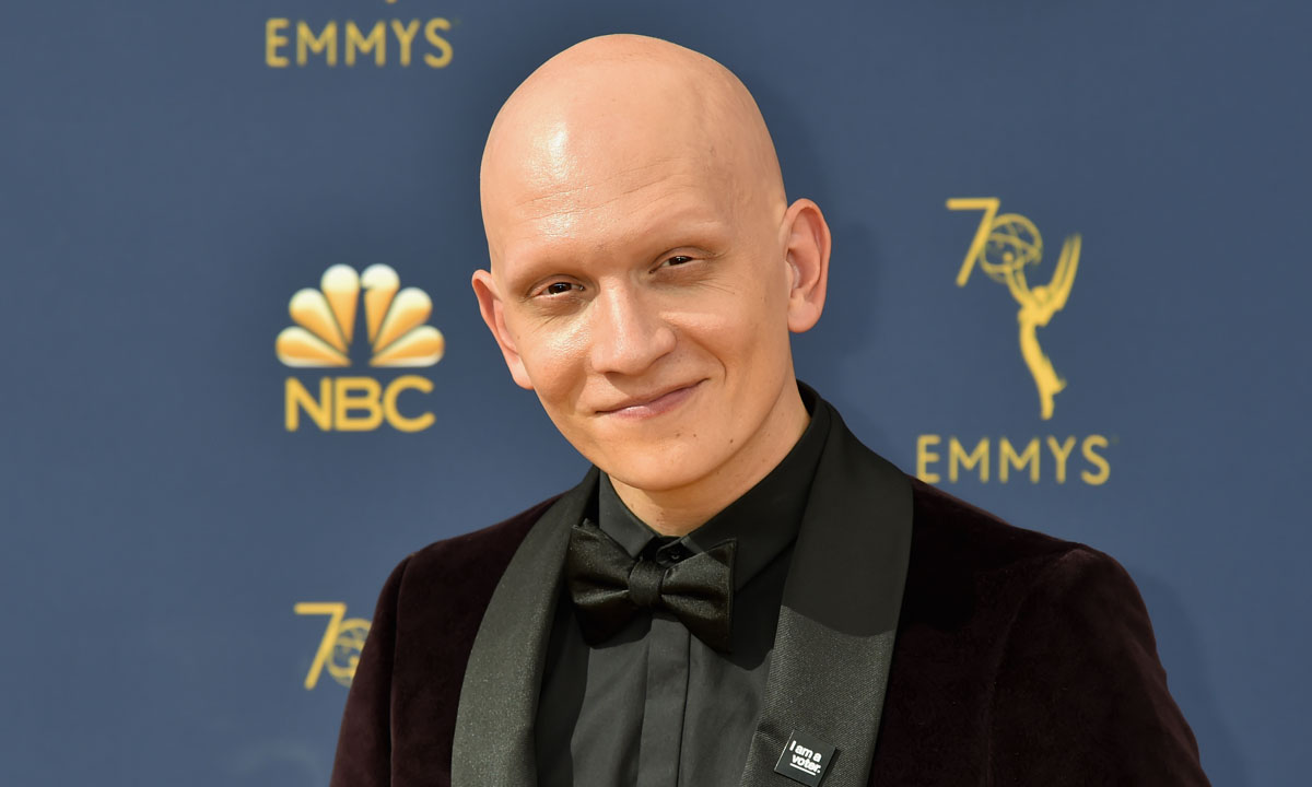 Does Anthony Carrigan Have Cancer? Truth behind His Hair Loss