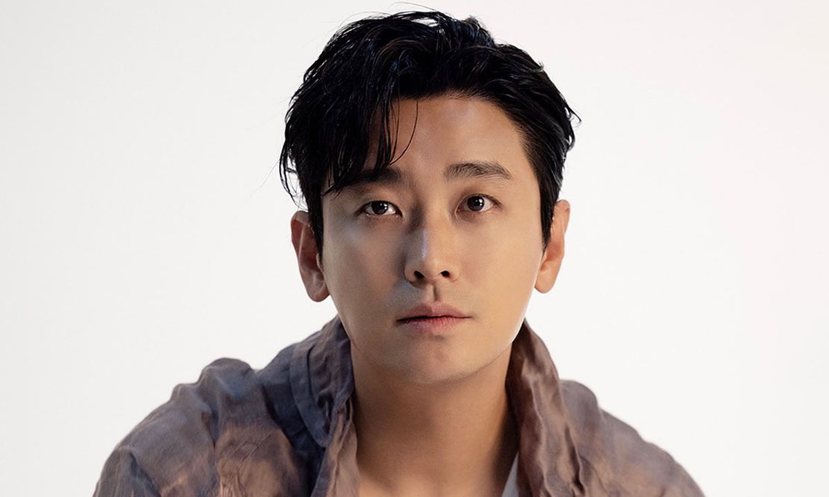 Ju Ji-Hoon’s Wife Under Wraps — Who Has He Dated in the Past?