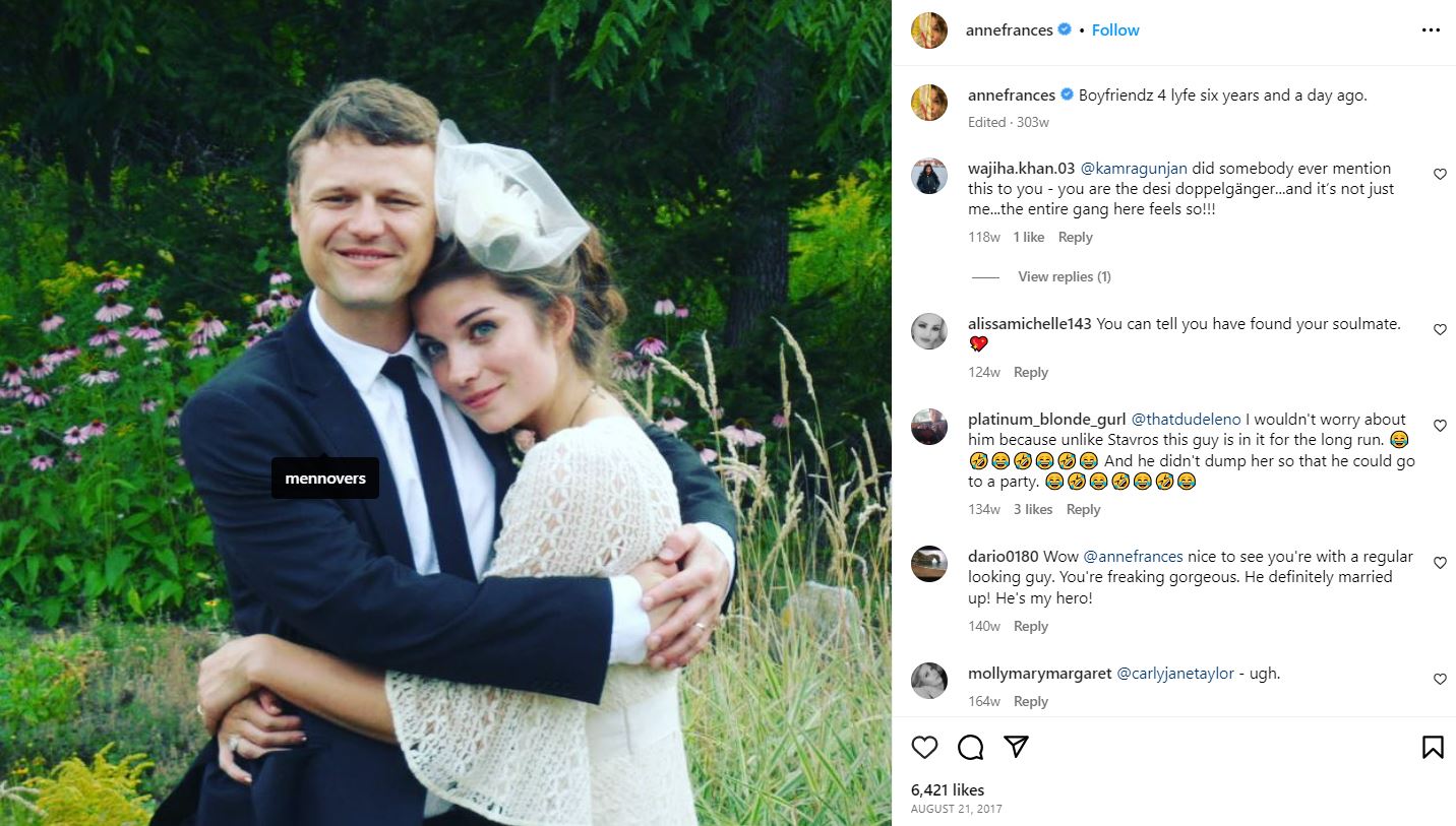 Annie Murphy posts a picture of her wedding with Menno Versteeg