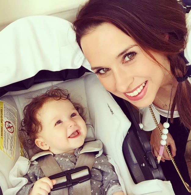 Lacey Chabert with her daughter Julie
