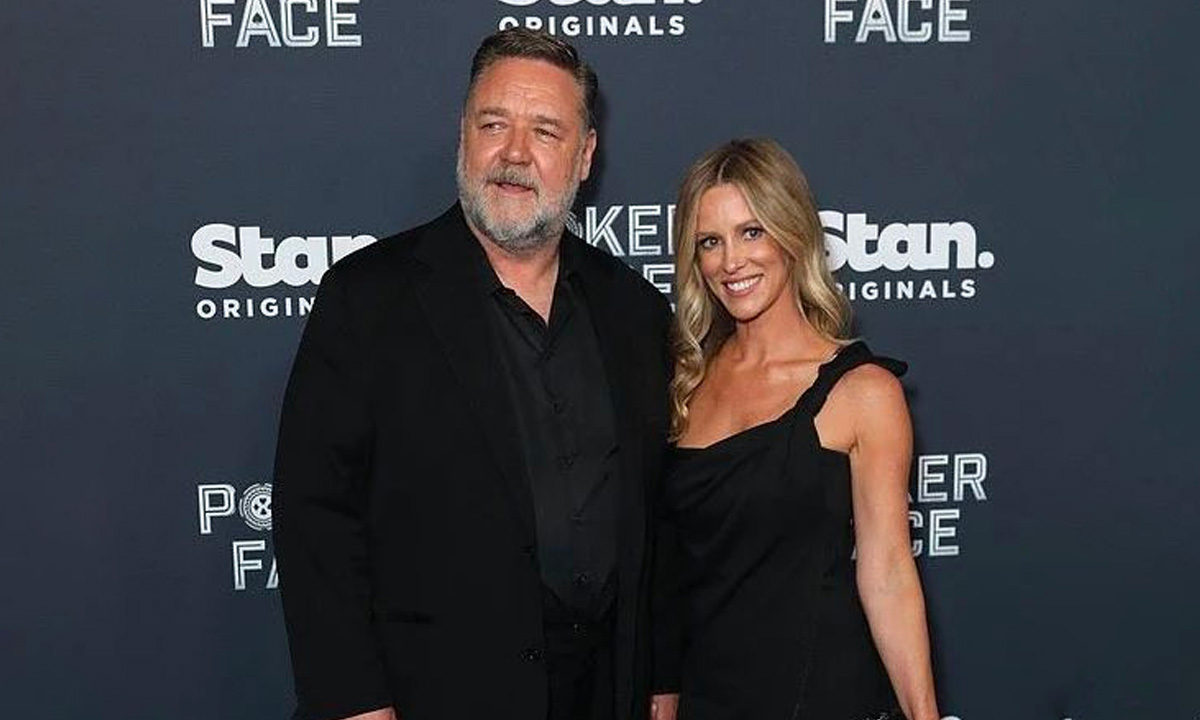 Russell Crowe's Girlfriend: Dating a Beautiful Real Estate Agent