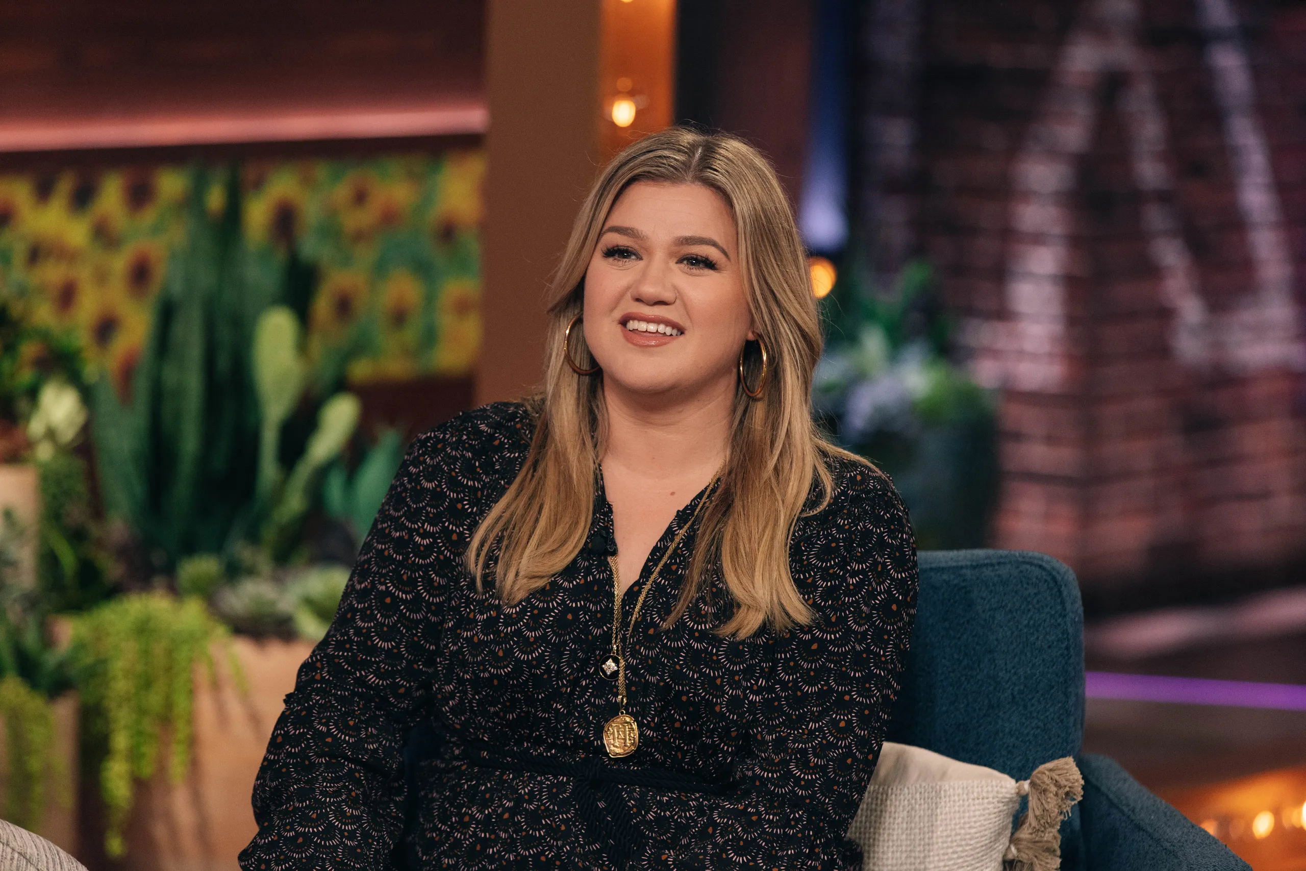 Kelly Clarkson is a well-known singer and TV host