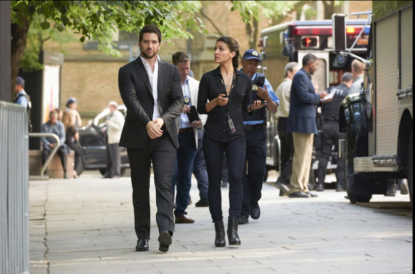 Luke Roberts and Nazneen Contractor in 'Ransom'