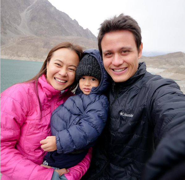 Mark Wiens with his wife Ying Wiens and son Micah Tharachat Wiens in Hunza Valley