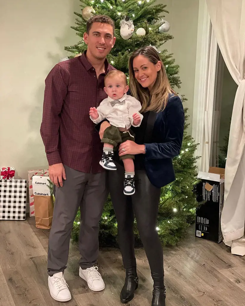 Austin Barnes and his wife Nicole Barnes with their son