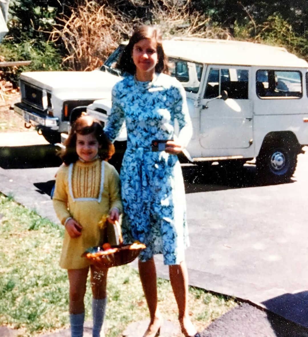 Sarah Rafferty's childhood picture with her mother Mary Lee Rafferty. 